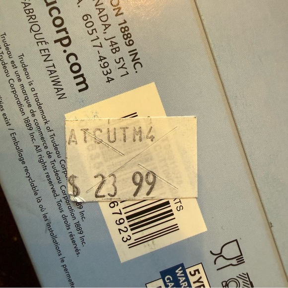 NIP Trudeau Set of 4 Non-Skid cutting mats - Picture 5 of 5